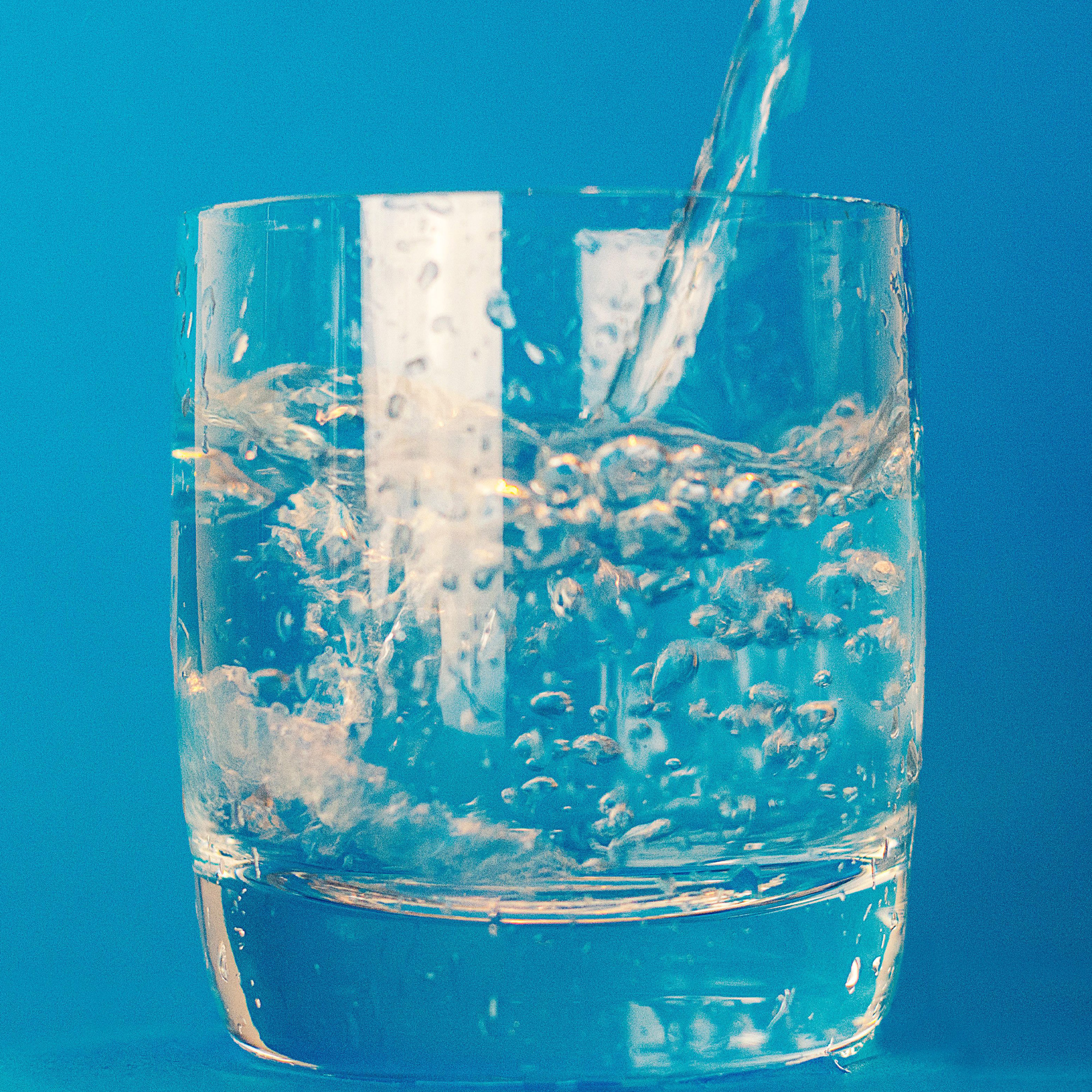 妊活中の水はどれぐらい摂るべき？