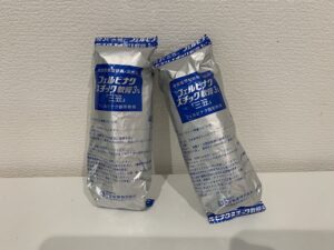 フェルビナクスチック軟膏3%